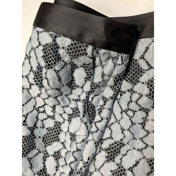 NWOT Alexis Agata Fully Lined Lace Flare Light Blue Navy Trouser Size Medium - Picture 8 of 12